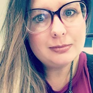 Meet your Posher, Stacy